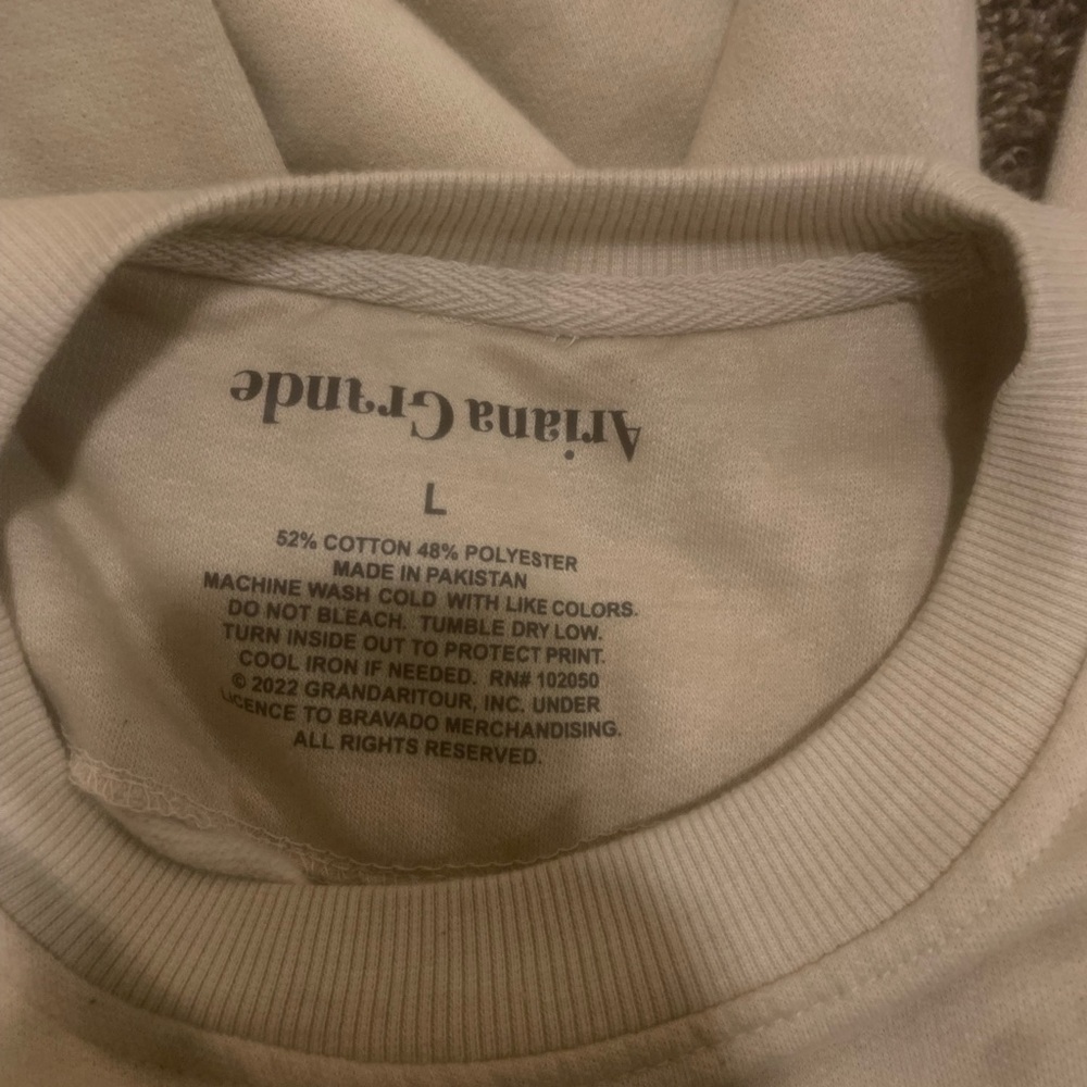 Ariana grande crewneck